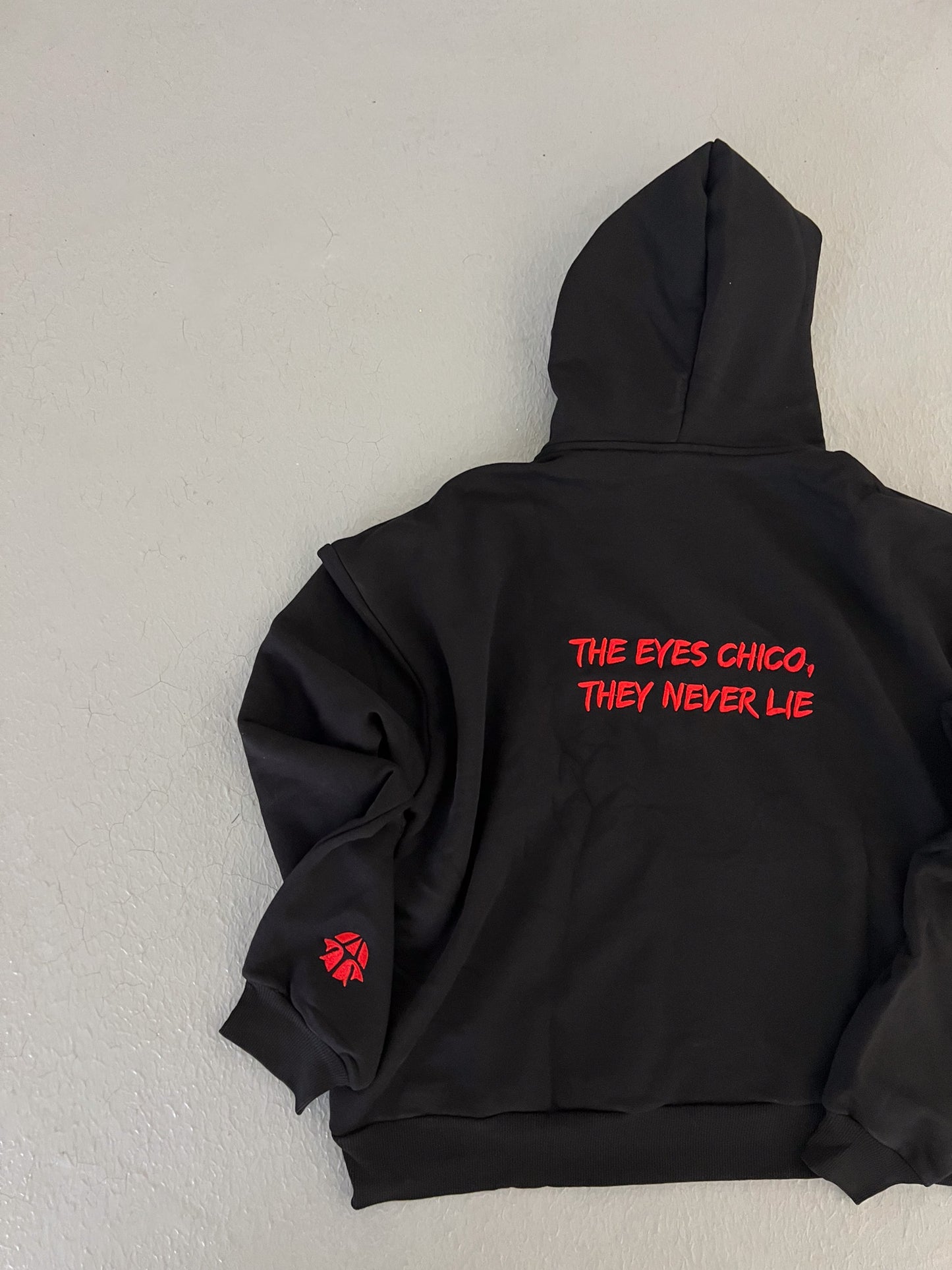 e-the eyes chio never lie hoodie